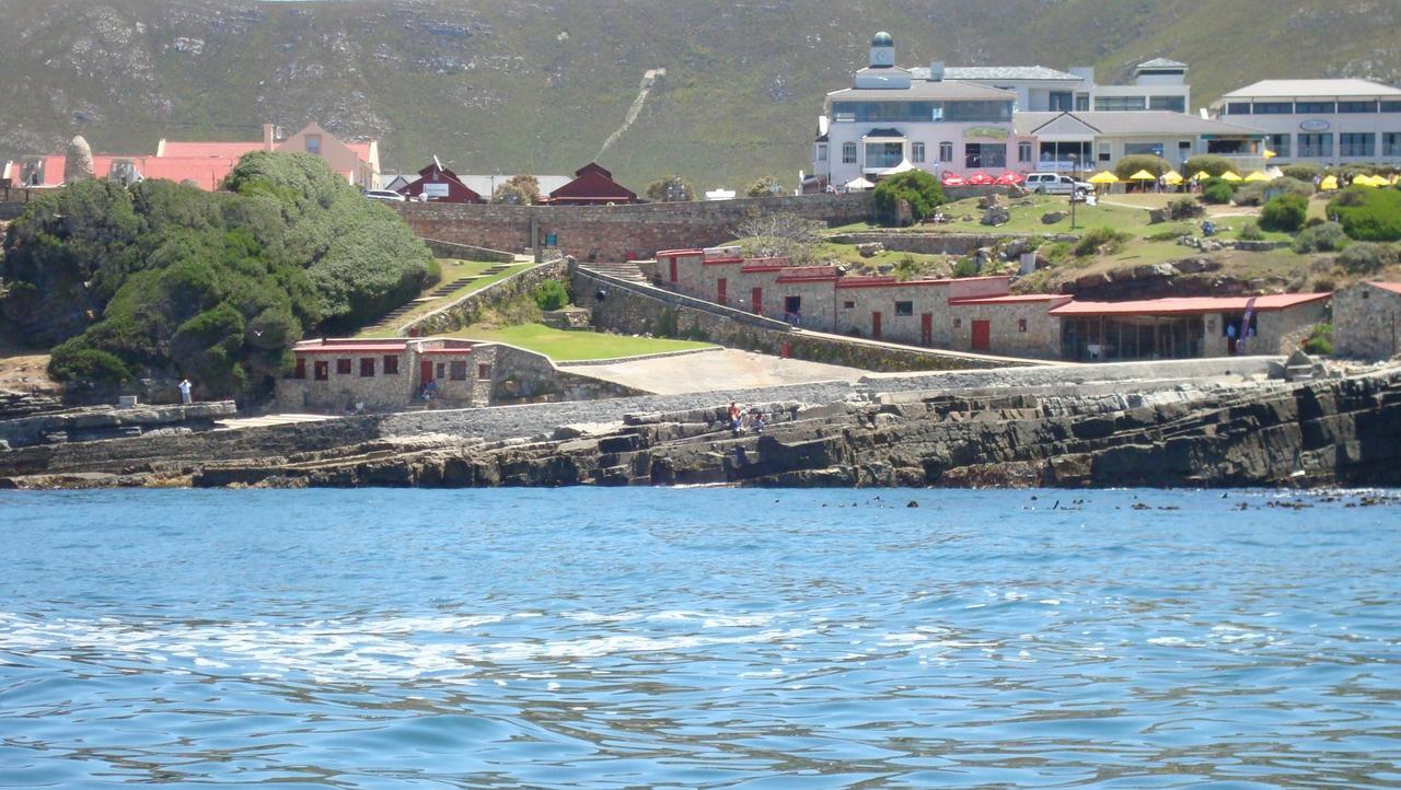 Smuts Ave. Guest Rooms Hermanus Εξωτερικό φωτογραφία